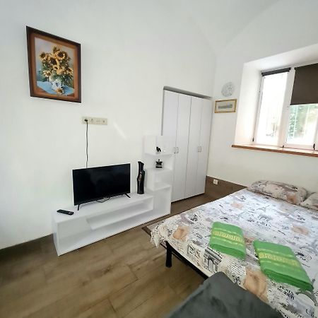 Личаківська 4 Leilighet Lviv Eksteriør bilde